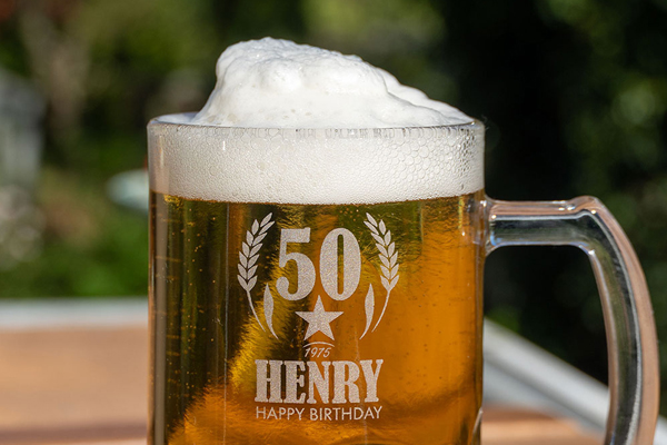 Bierkrug mit Gravur zum Geburtstag